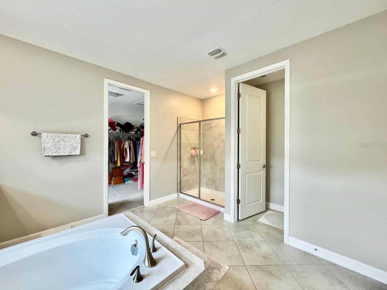 Image 22 of 45 For 2854 Hilliard Drive