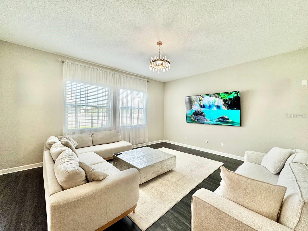 Image 6 of 45 For 2854 Hilliard Drive