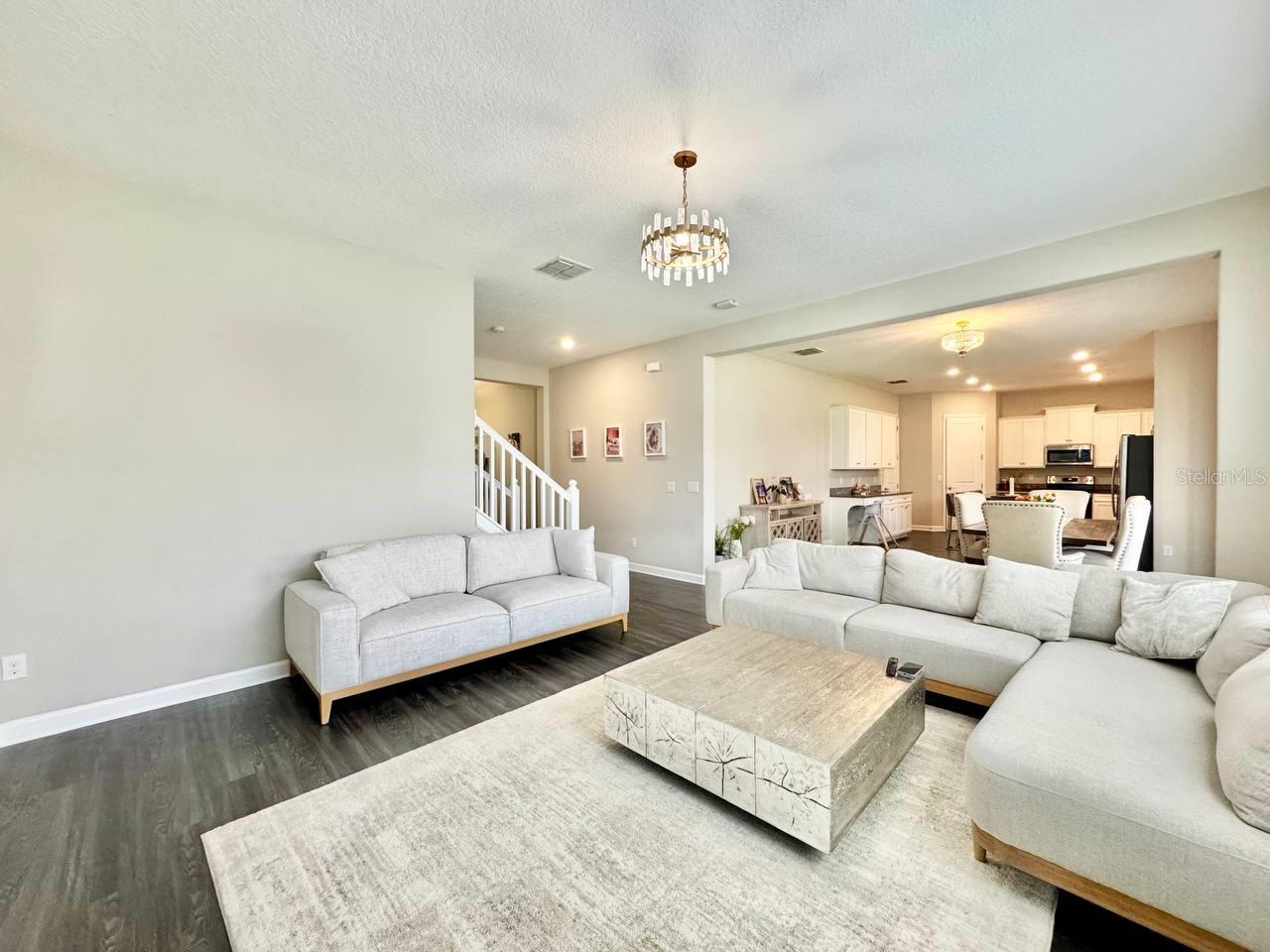 Image 8 of 45 For 2854 Hilliard Drive