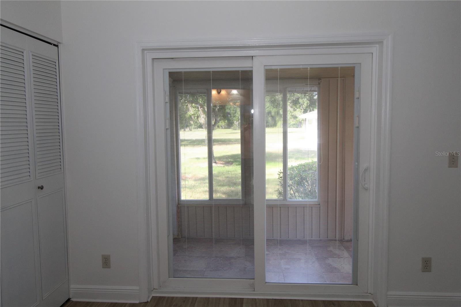 Image 19 of 38 For 2202 Clubhouse Drive 187