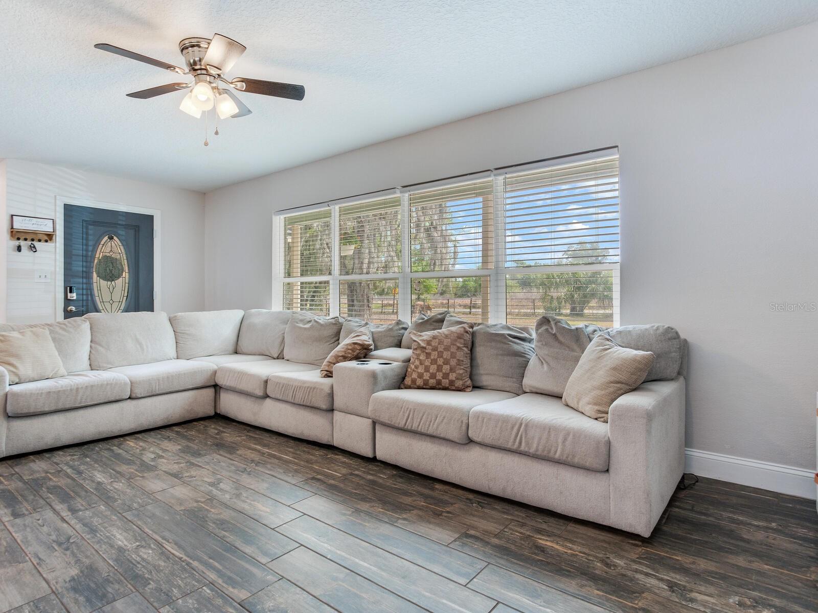 Listing photo id 9 for 9819 Allen Road