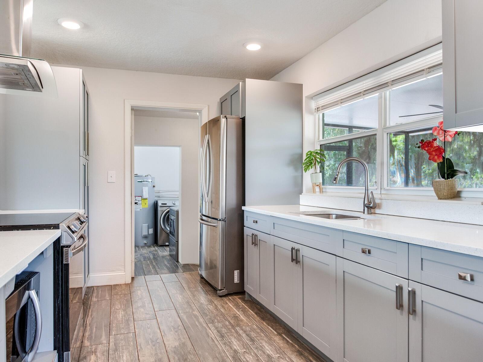 Listing photo id 16 for 9819 Allen Road