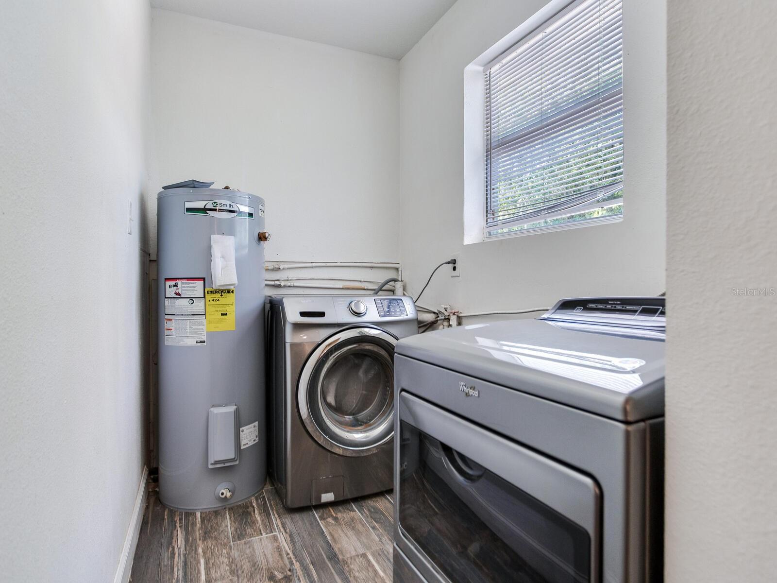 Listing photo id 17 for 9819 Allen Road