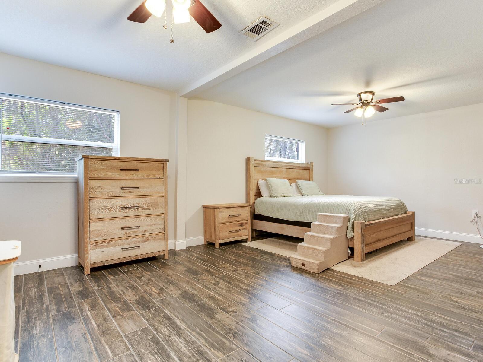 Listing photo id 24 for 9819 Allen Road