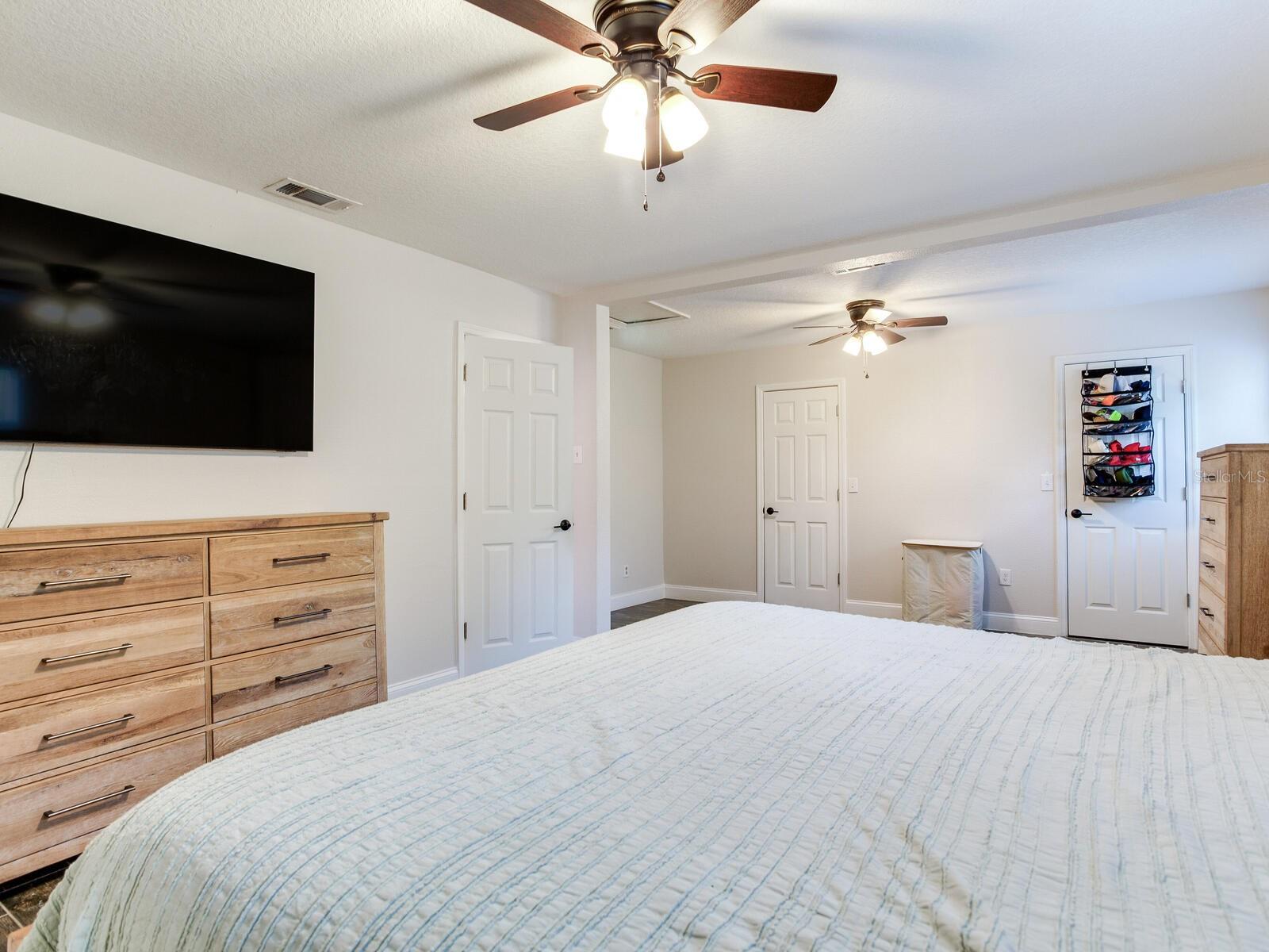 Listing photo id 26 for 9819 Allen Road