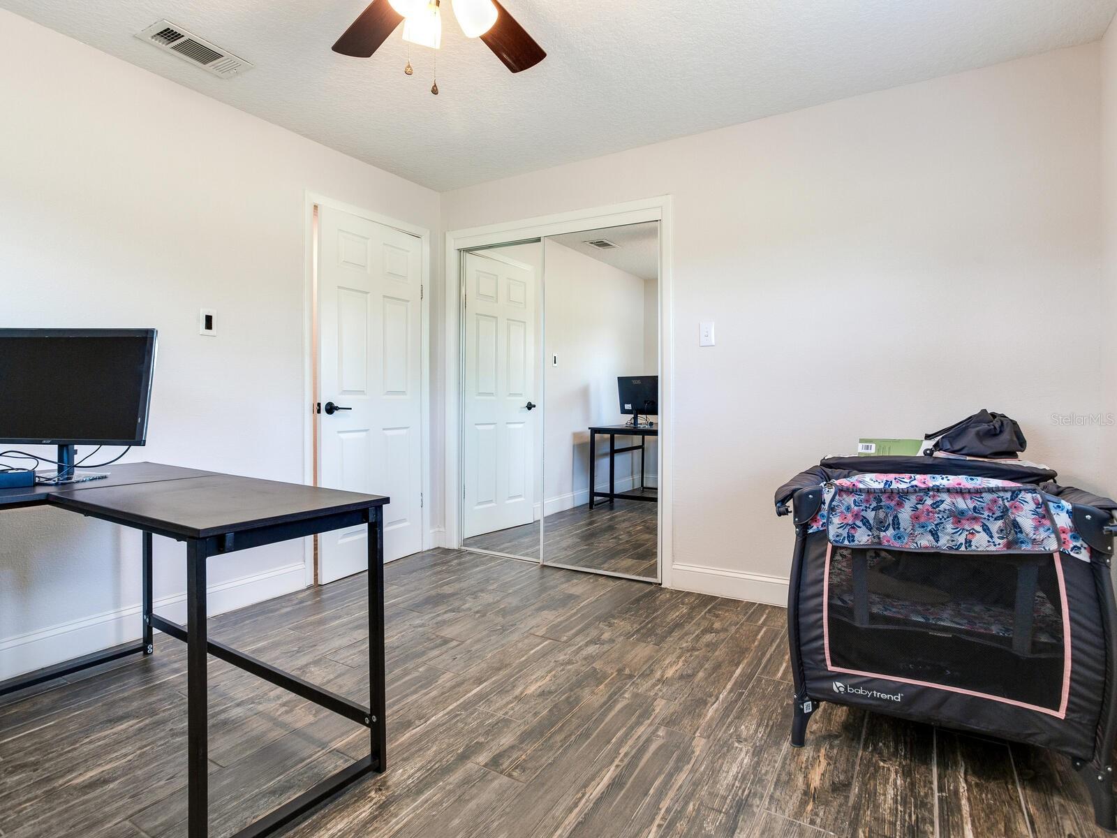 Listing photo id 32 for 9819 Allen Road