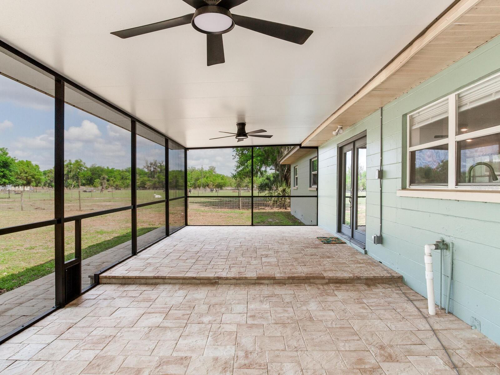 Listing photo id 36 for 9819 Allen Road