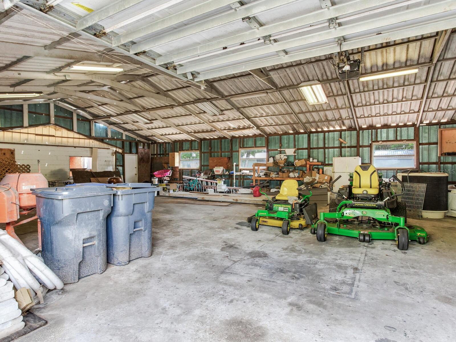 Listing photo id 38 for 9819 Allen Road