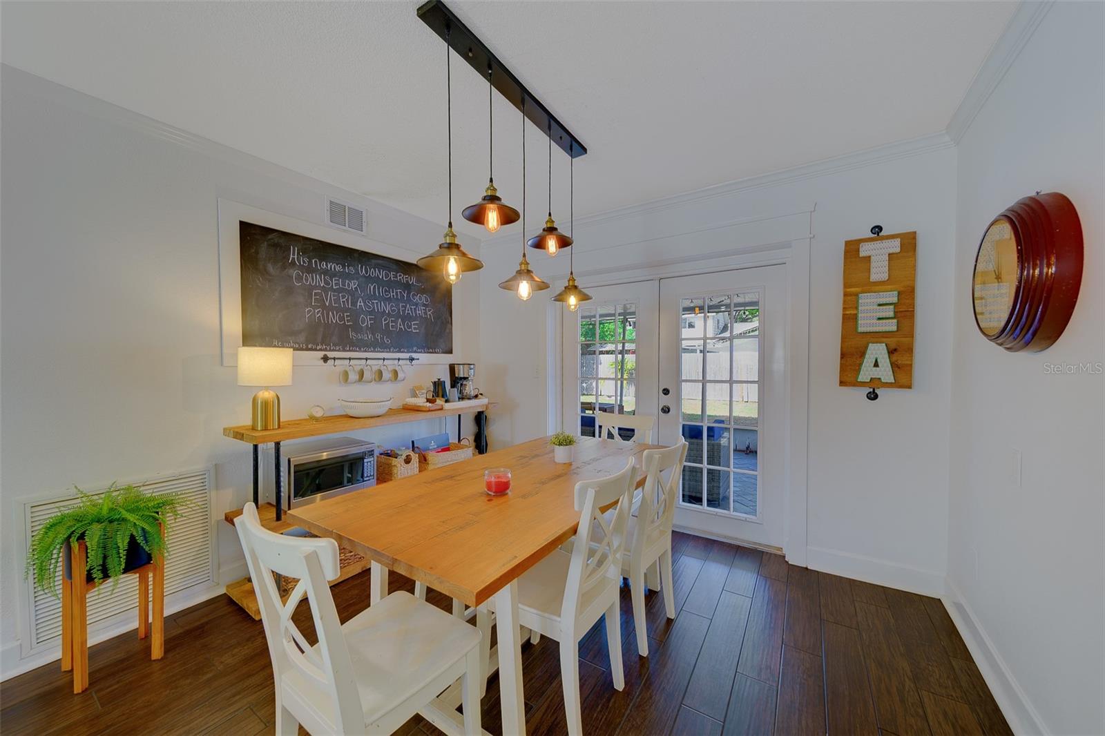 Image 10 of 58 For 14984 Newport Road