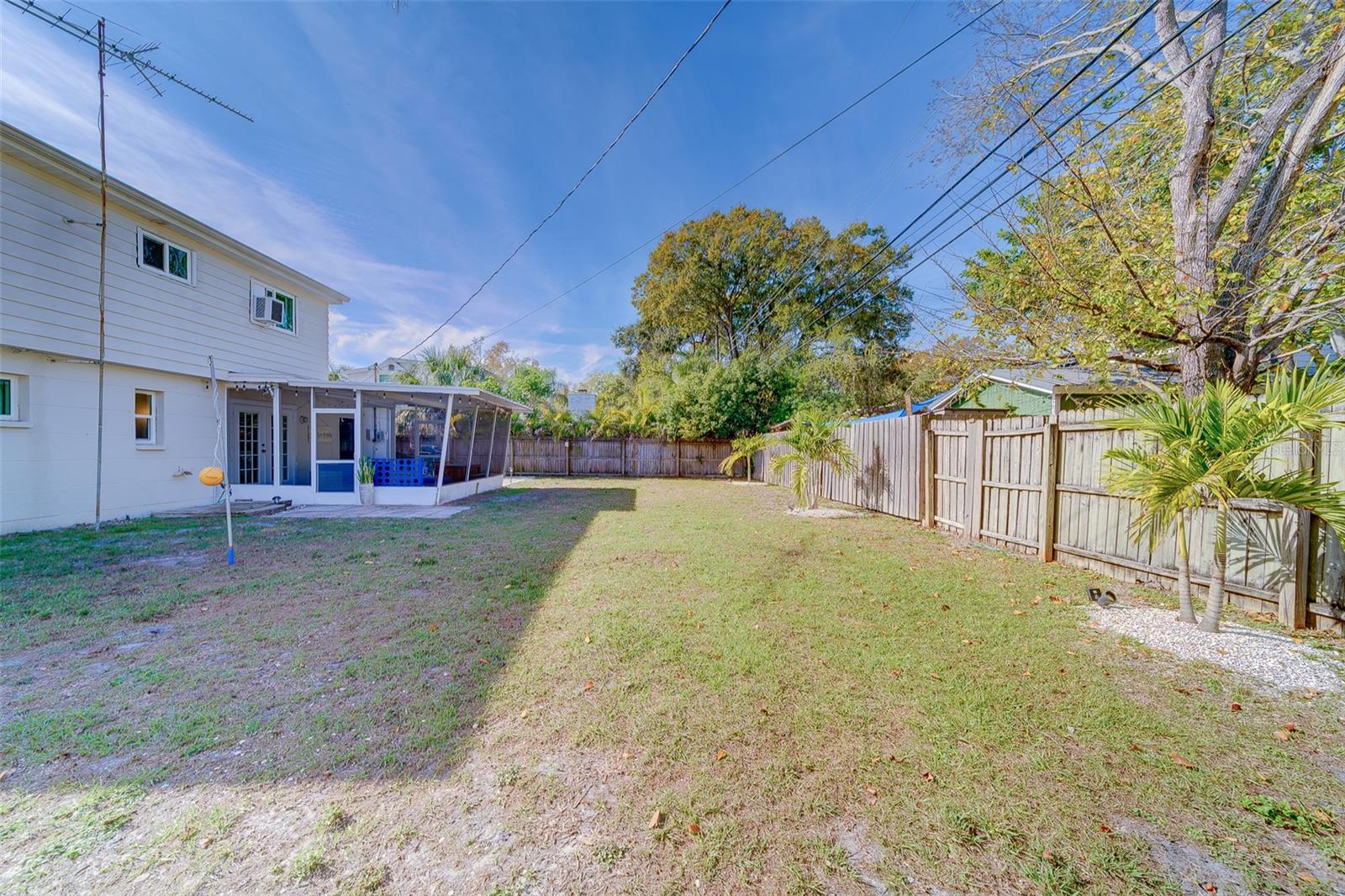 Image 53 of 58 For 14984 Newport Road