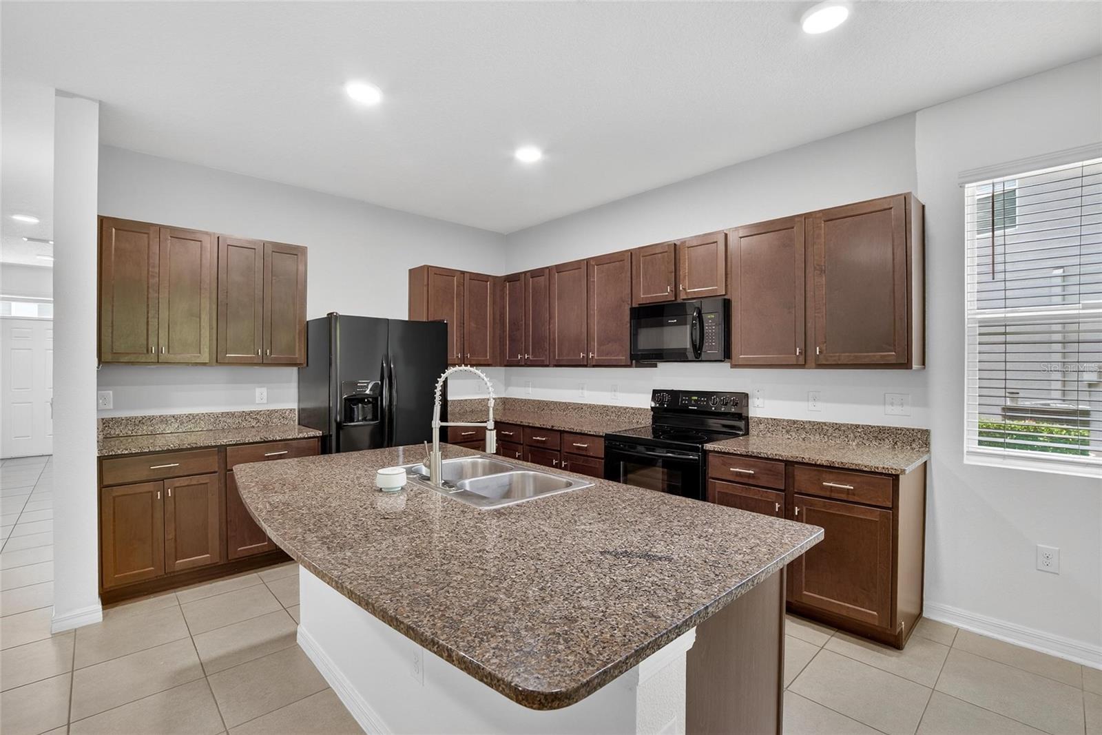 Image 16 of 57 For 6946 Breezy Palm Drive