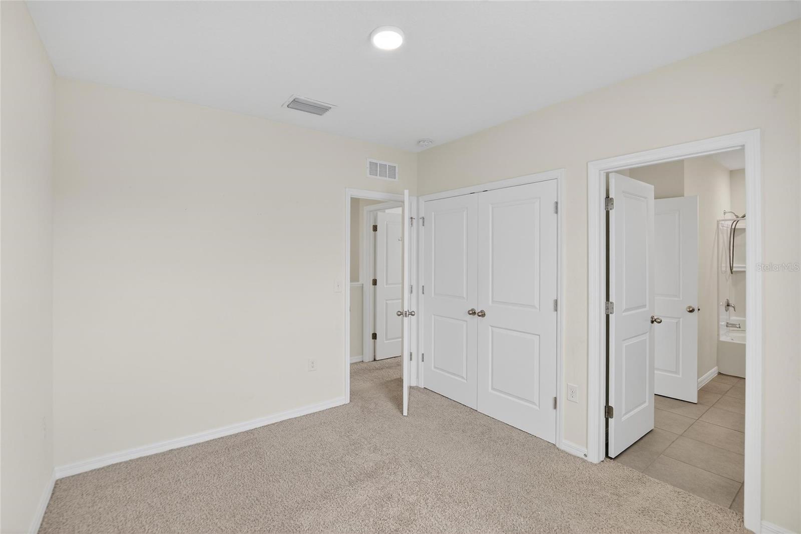 Image 25 of 57 For 6946 Breezy Palm Drive