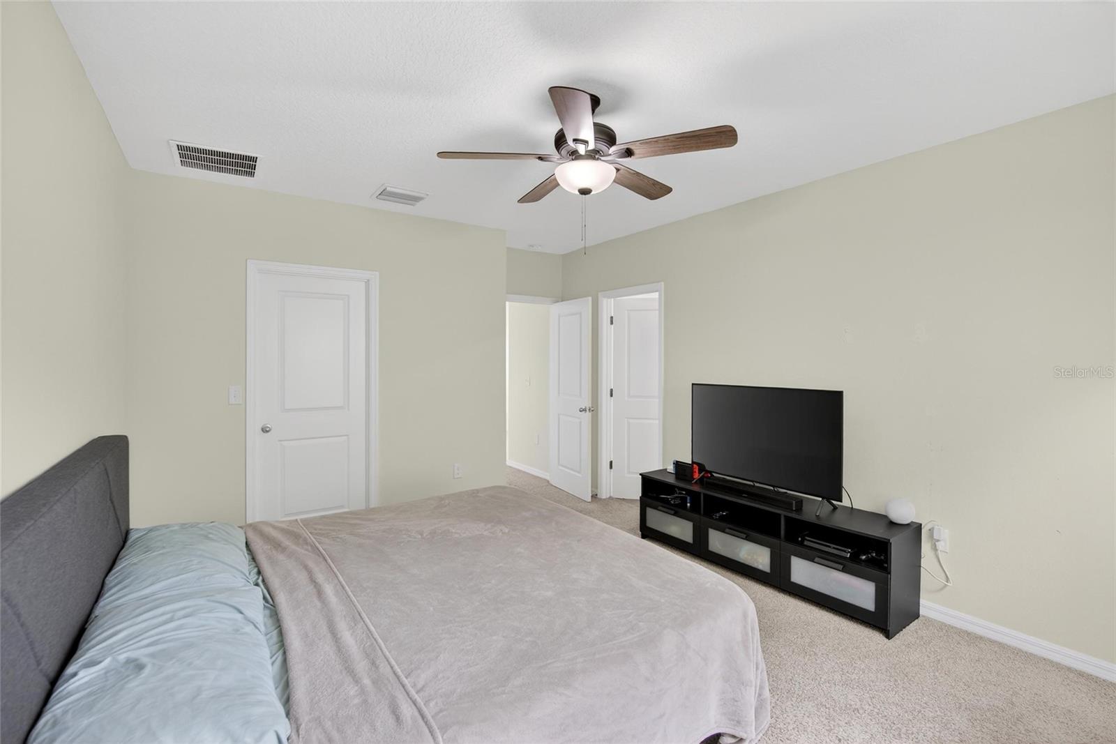 Image 32 of 57 For 6946 Breezy Palm Drive