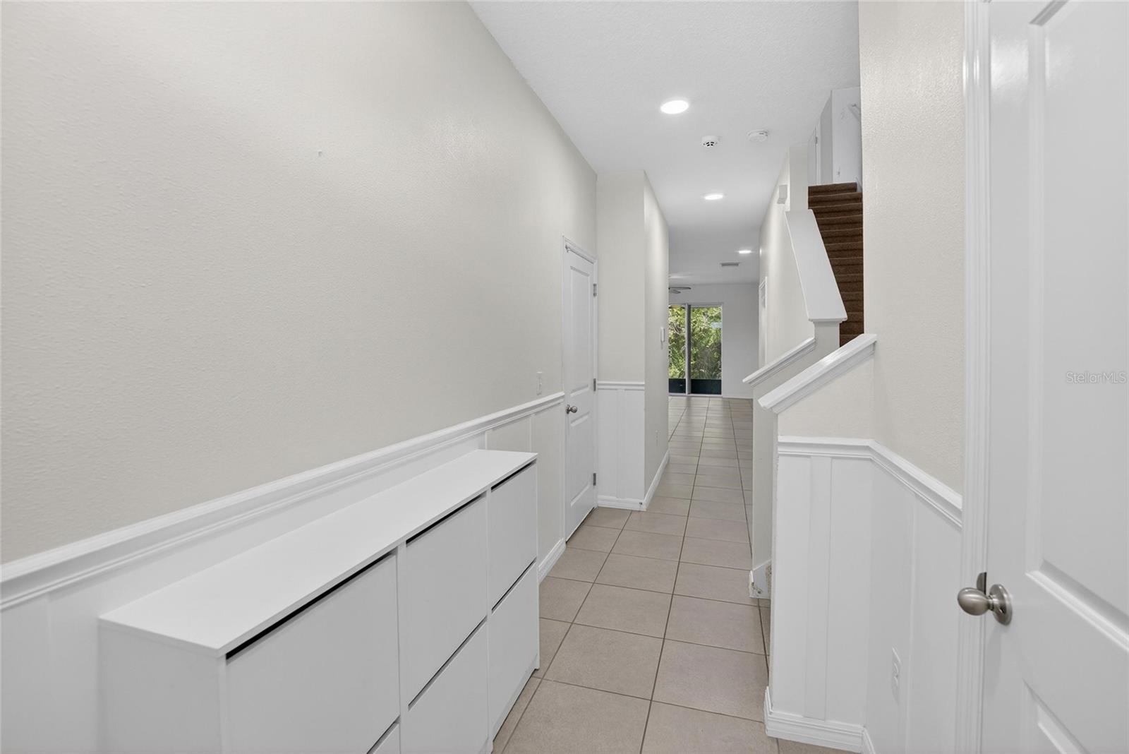 Image 6 of 57 For 6946 Breezy Palm Drive