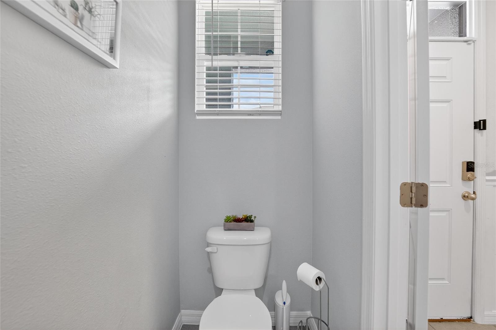 Image 9 of 57 For 6946 Breezy Palm Drive