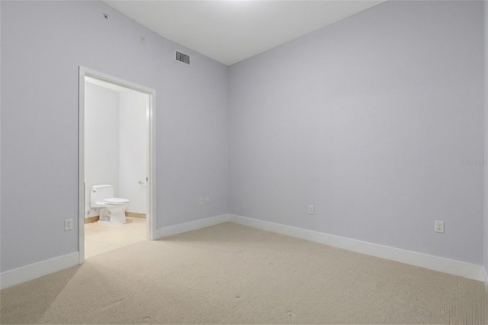 Image 17 of 32 For 111 12th Street 1811