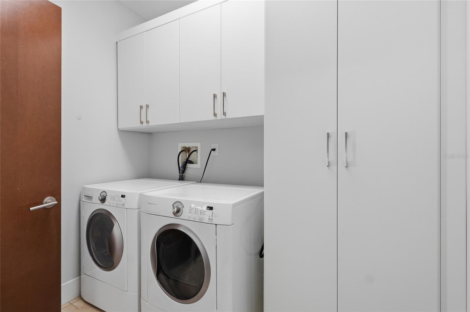 Image 21 of 32 For 111 12th Street 1811