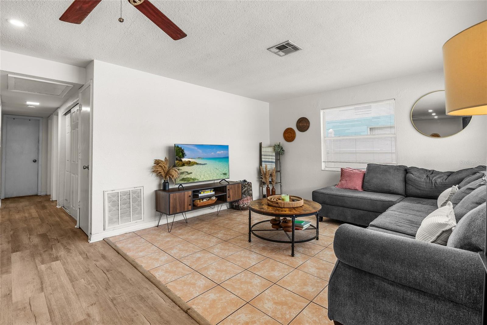 Image 4 of 35 For 4040 68th Avenue N