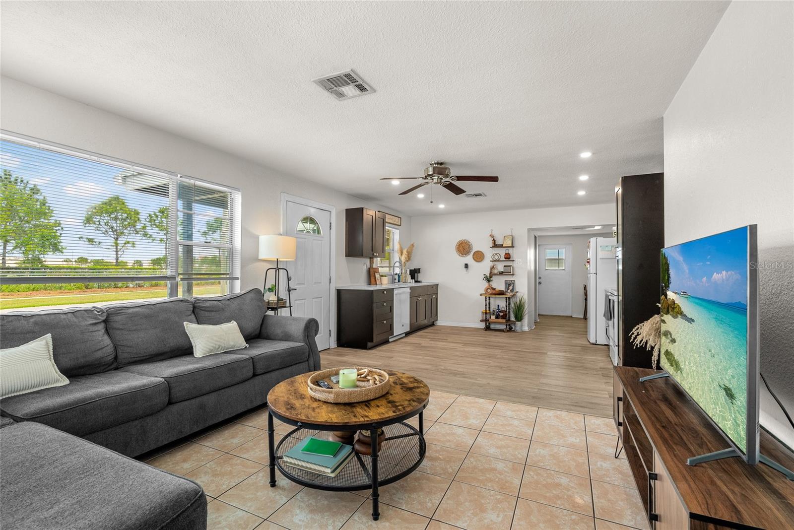 Image 6 of 35 For 4040 68th Avenue N