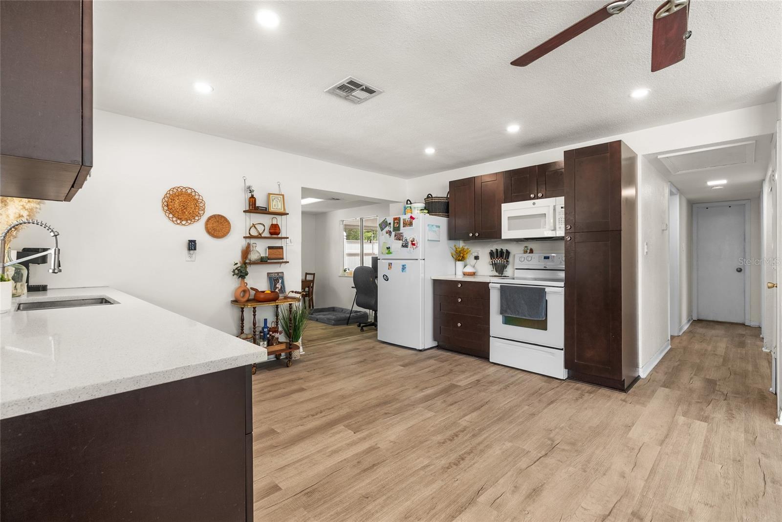 Image 9 of 35 For 4040 68th Avenue N