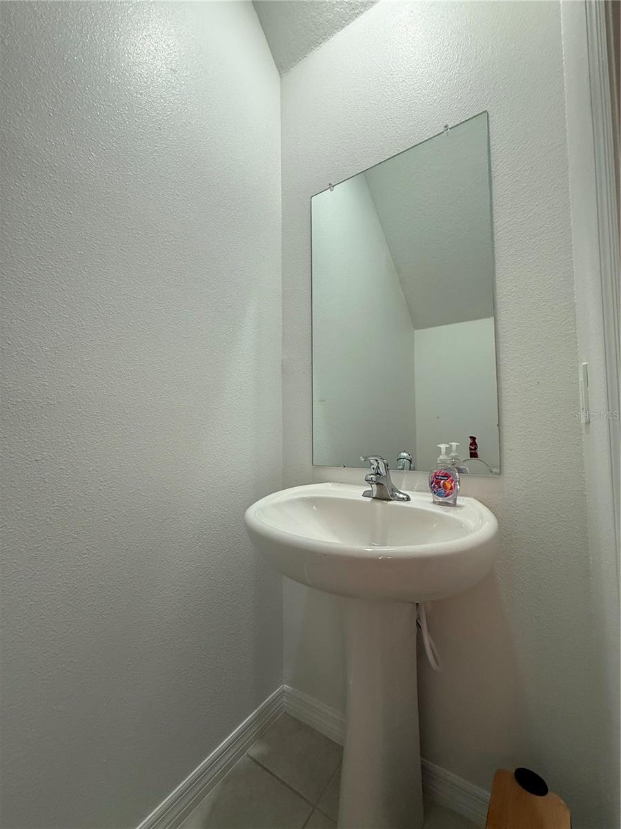 Image 16 of 54 For 36370 Well Hill Way