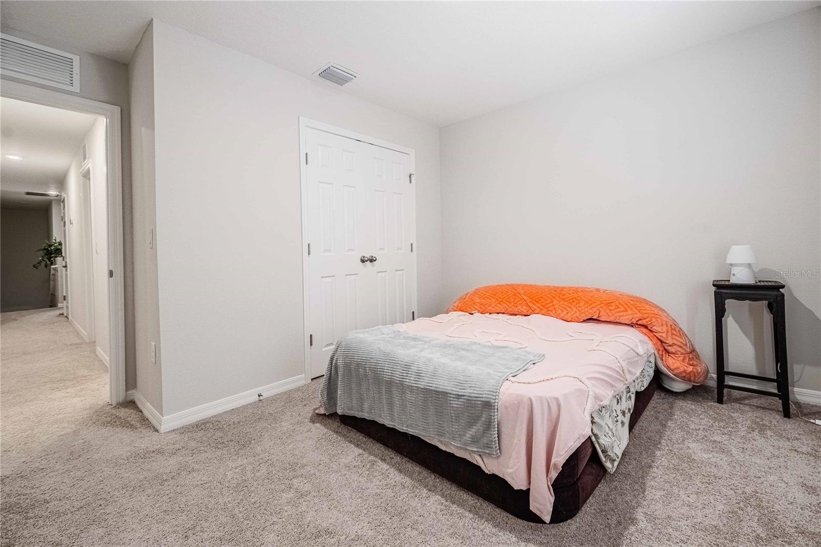 Image 23 of 36 For 4345 Hillock Boulevard