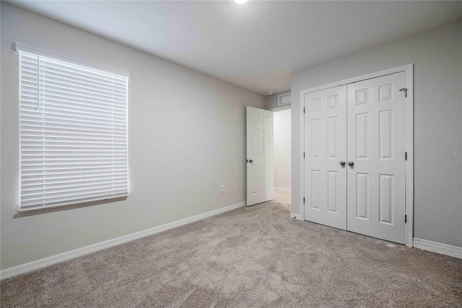 Image 26 of 36 For 4345 Hillock Boulevard