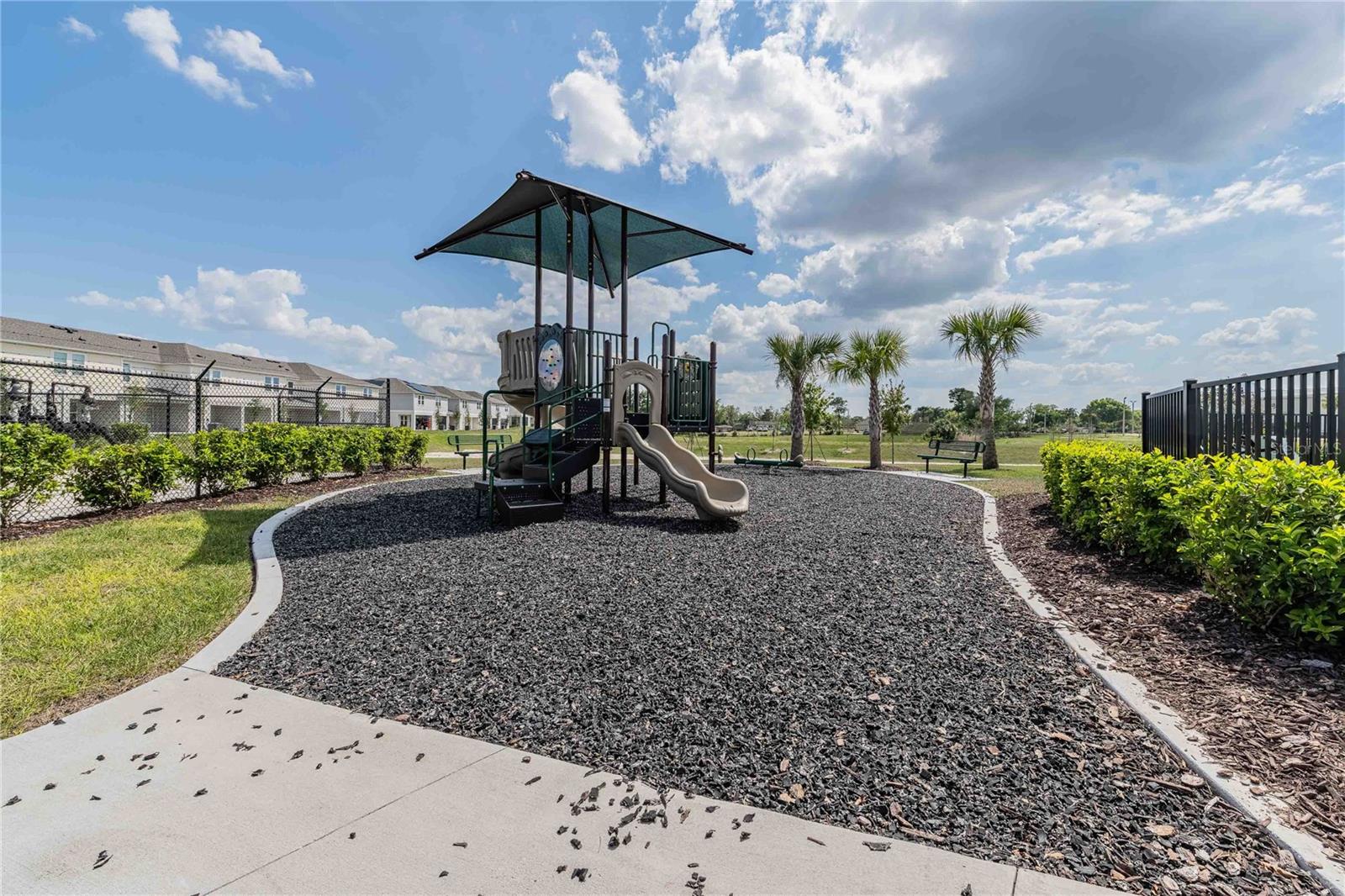 Image 32 of 36 For 4345 Hillock Boulevard