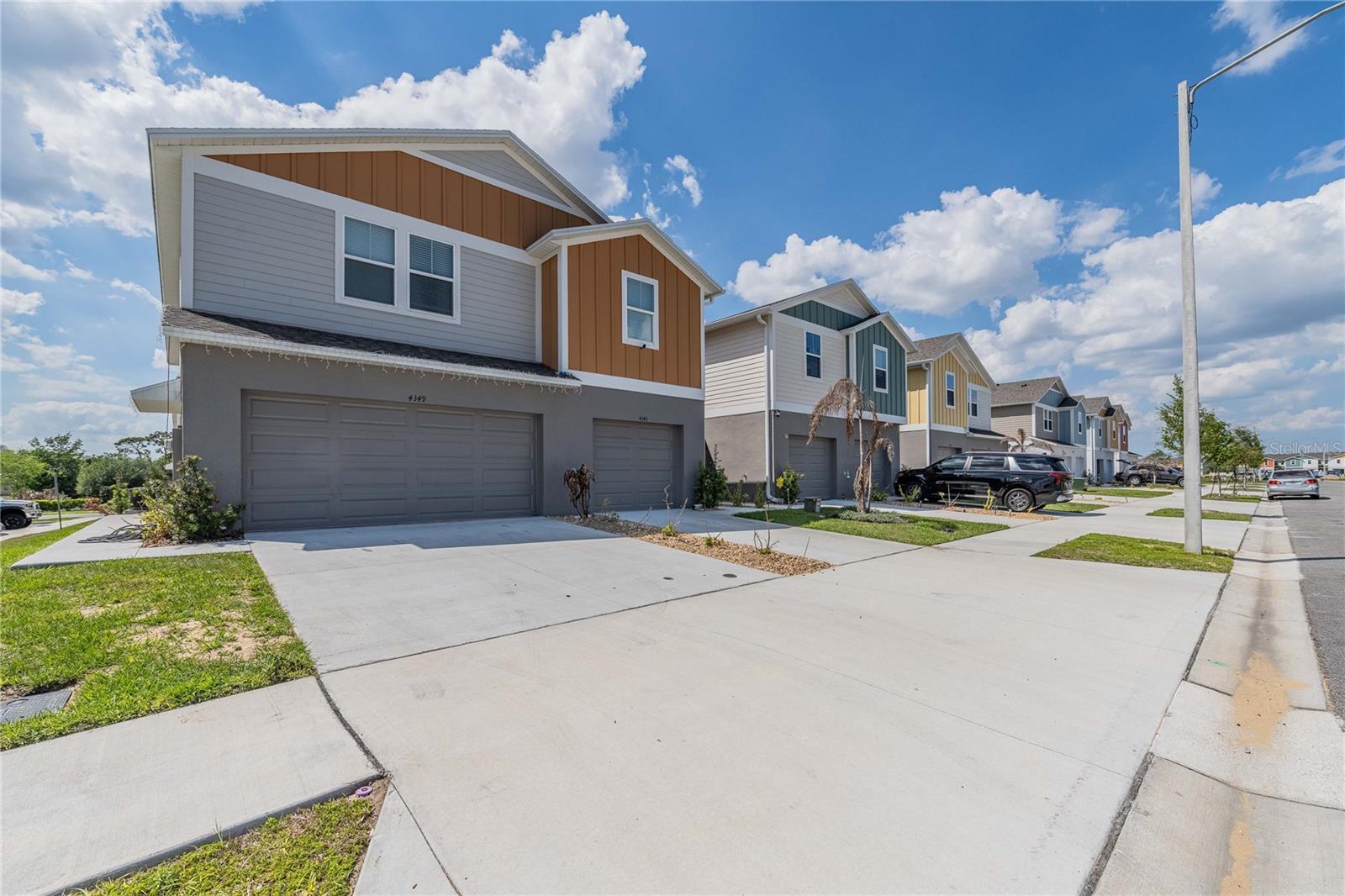 Image 35 of 36 For 4345 Hillock Boulevard