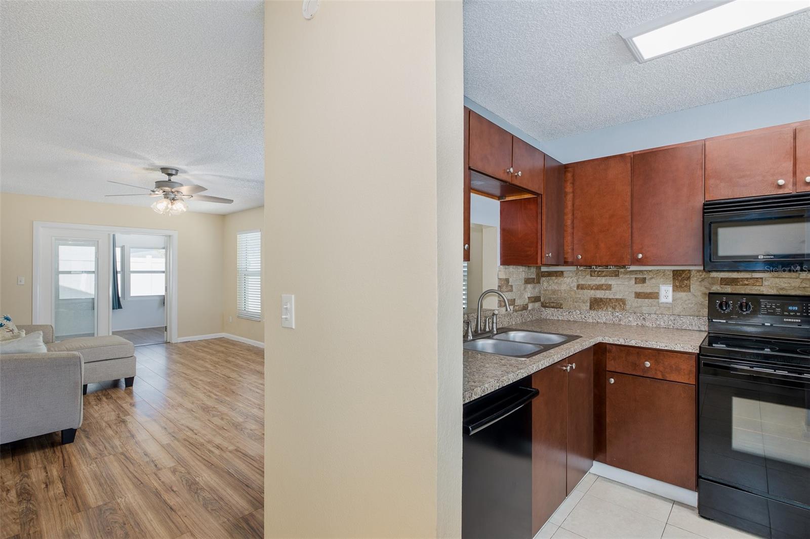 Image 12 of 48 For 6635 Crossbow Lane