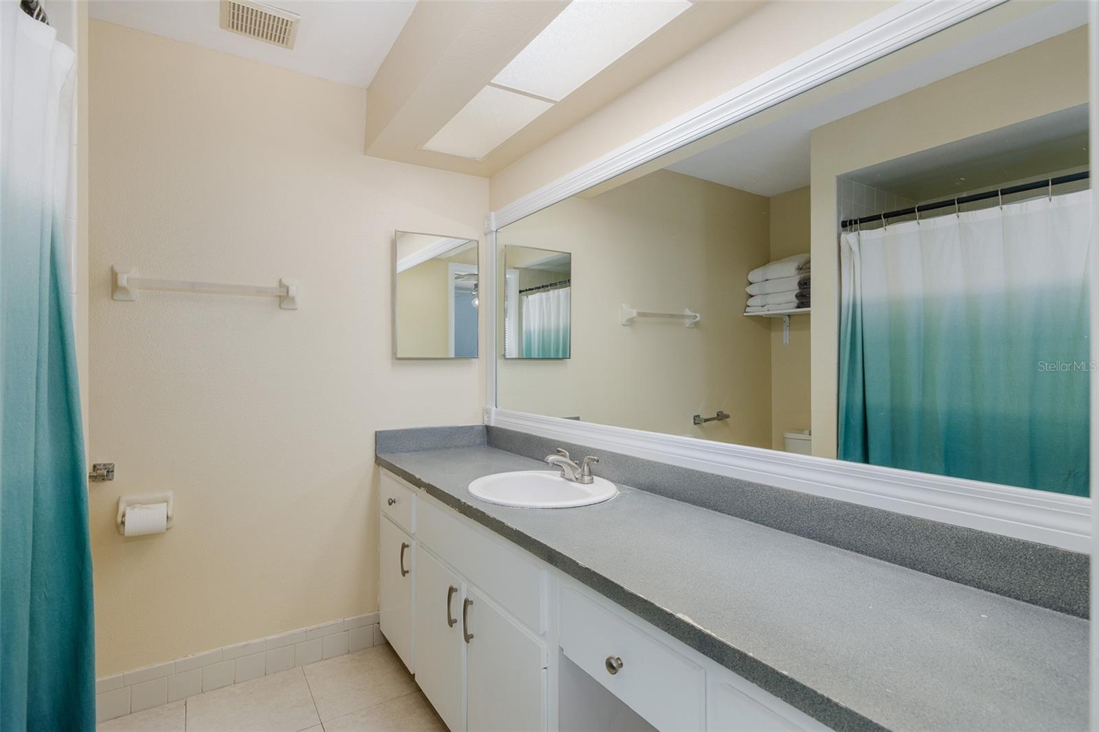 Image 20 of 48 For 6635 Crossbow Lane