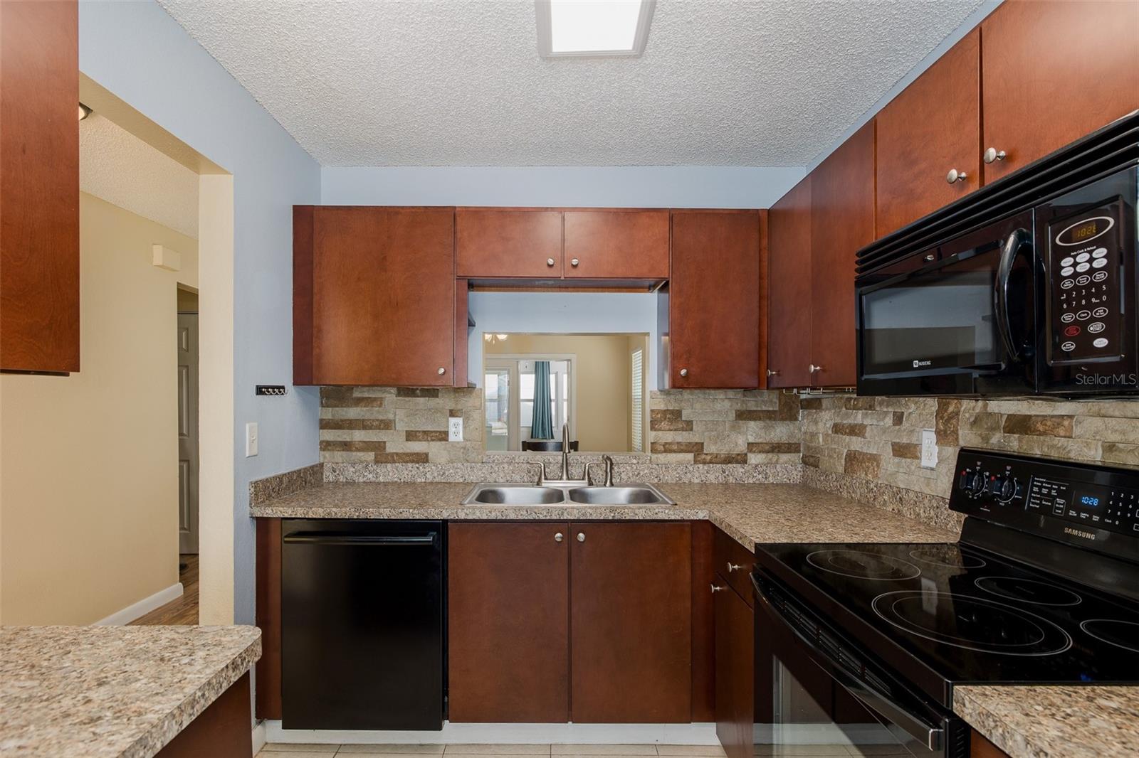 Image 9 of 48 For 6635 Crossbow Lane