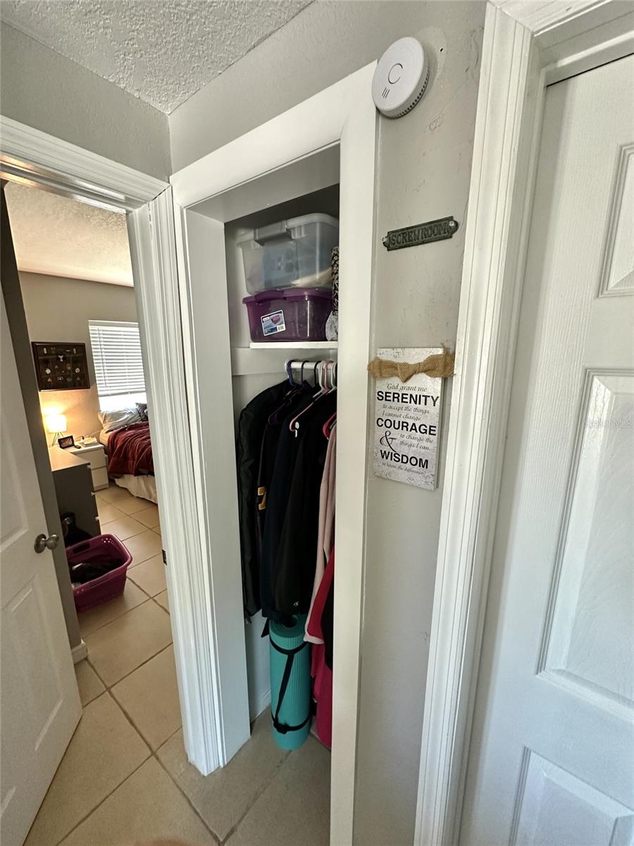 Image 15 of 25 For 15398 2nd Street E