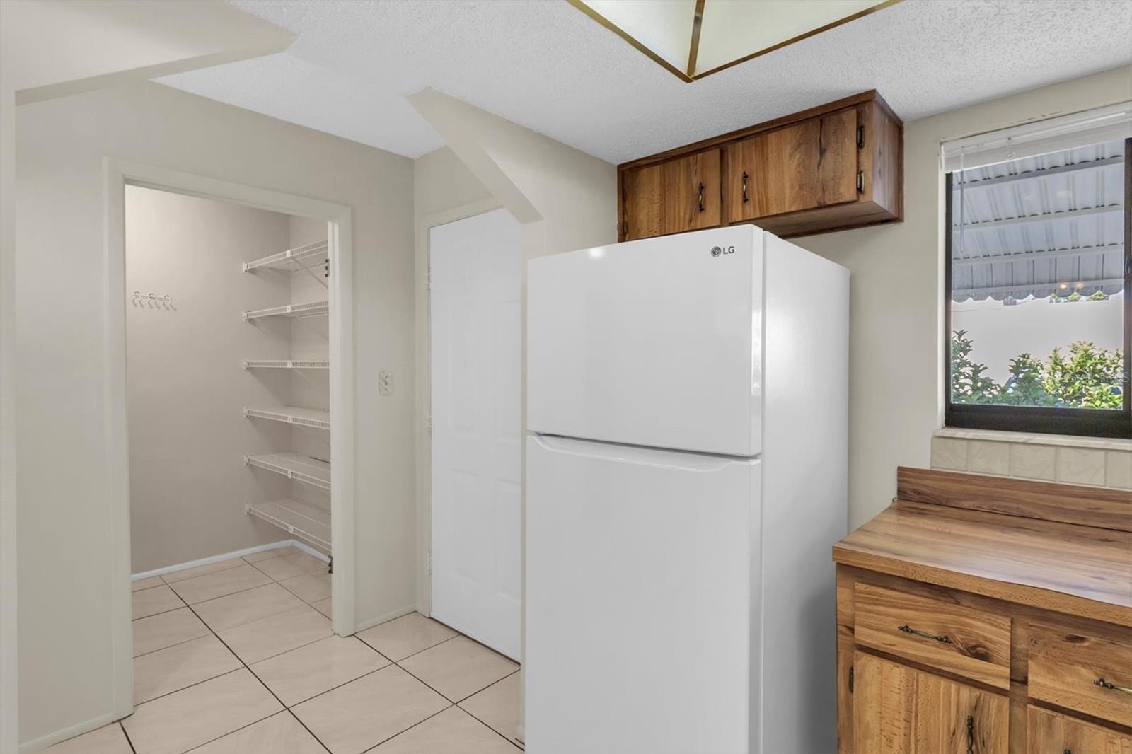 Image 13 of 34 For 2216 Oak Wind Drive