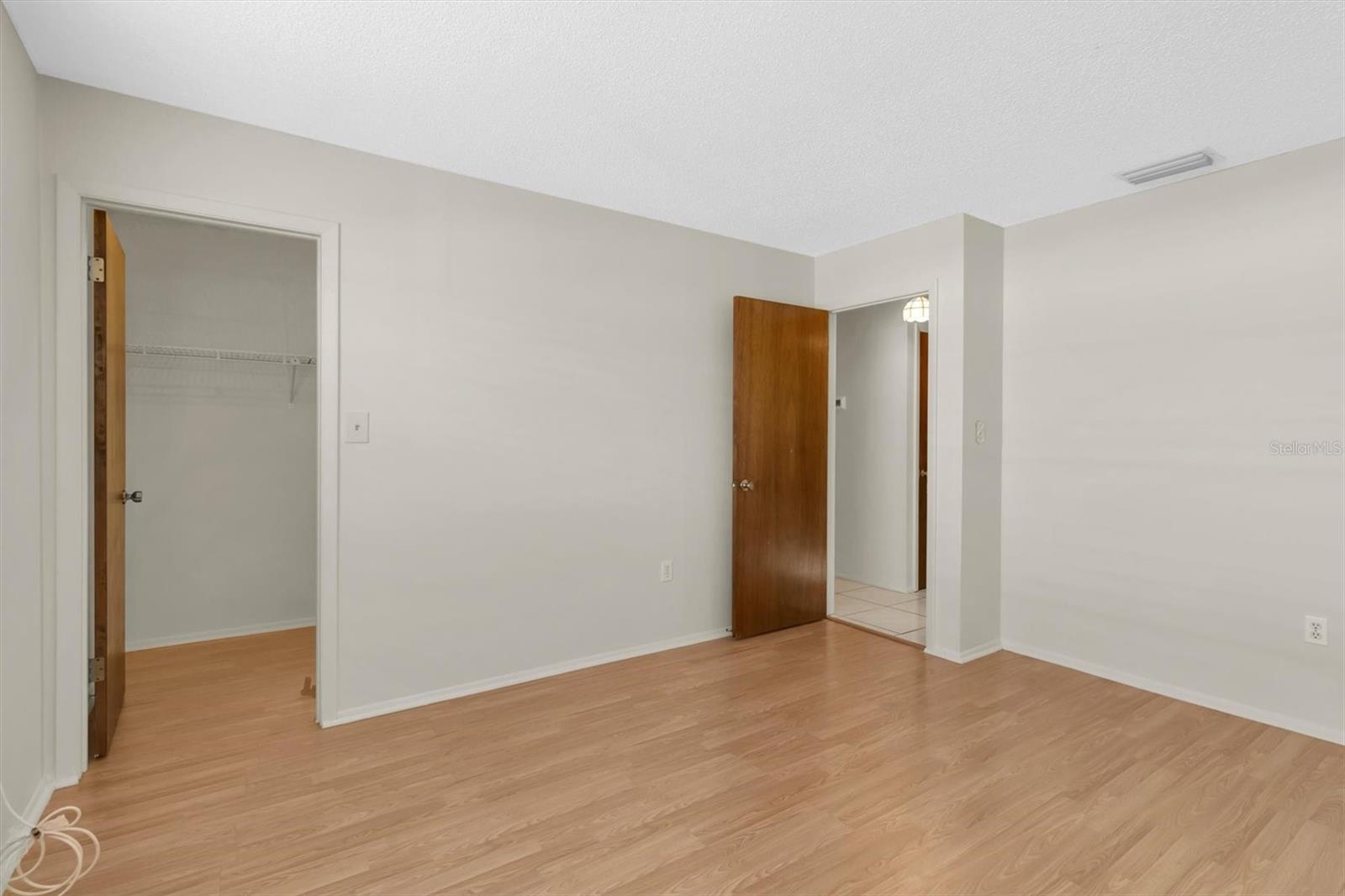 Image 21 of 34 For 2216 Oak Wind Drive