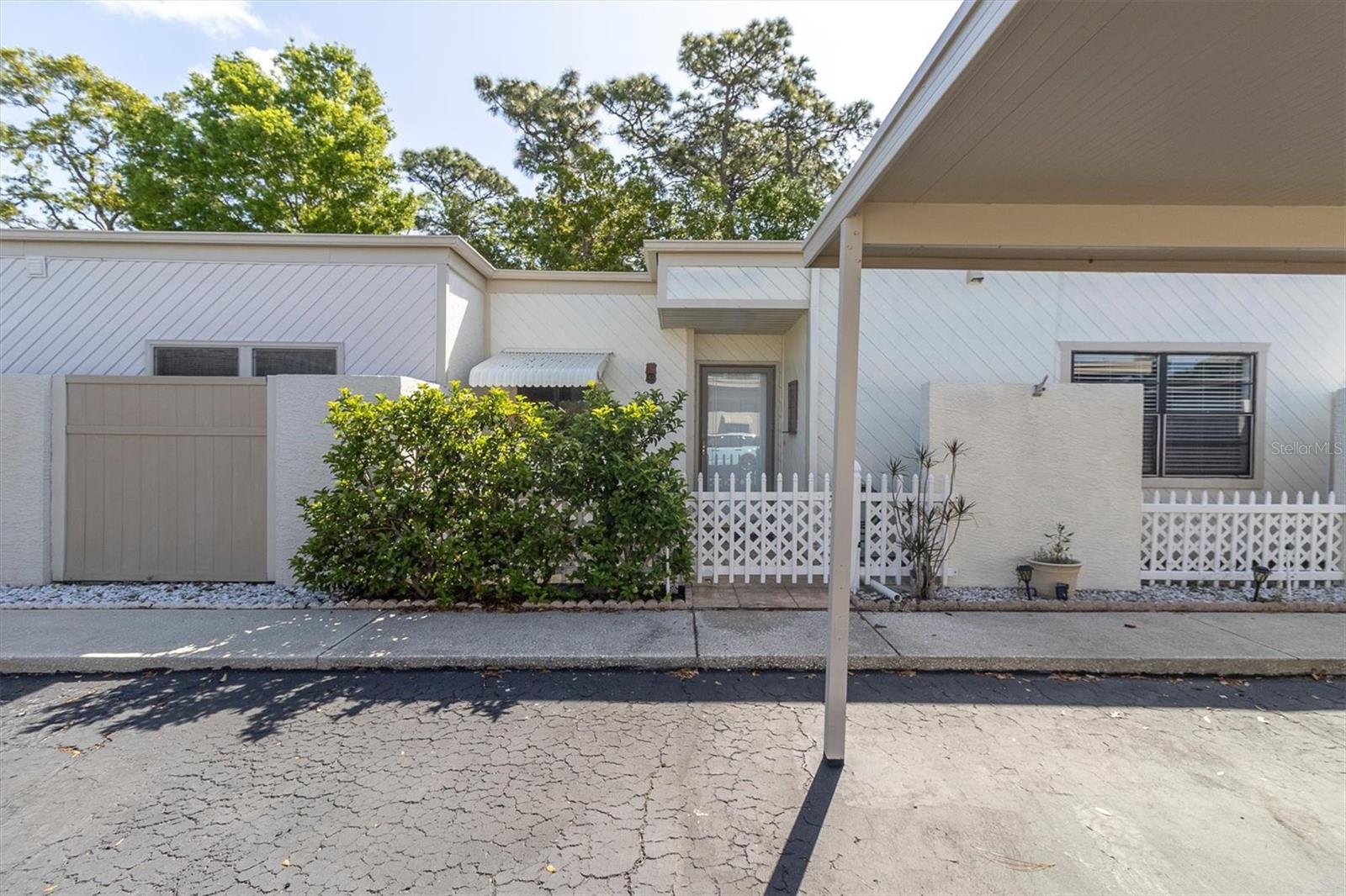 Image 29 of 34 For 2216 Oak Wind Drive