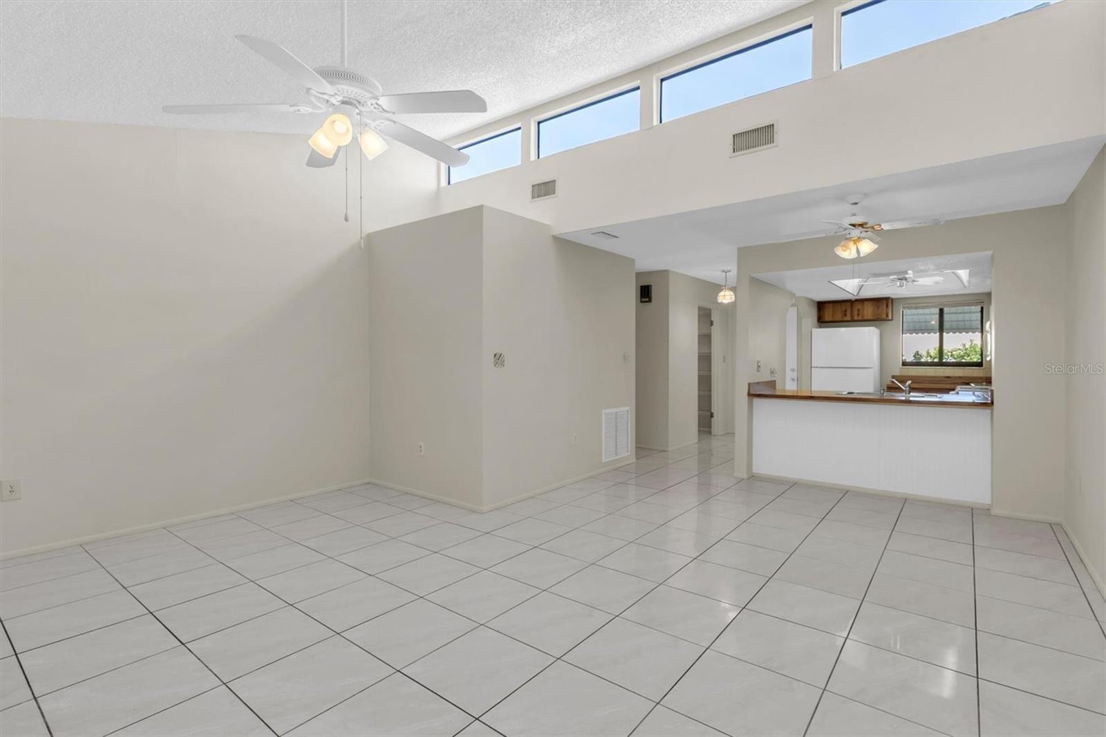 Image 7 of 34 For 2216 Oak Wind Drive