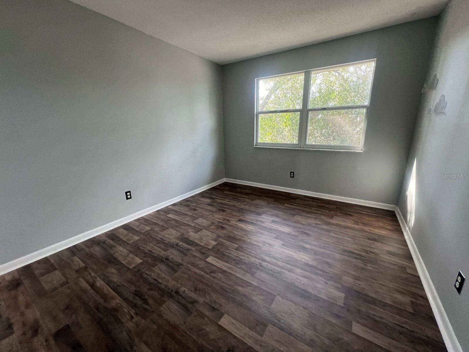 Image 16 of 22 For 2072 Los Lomas Drive