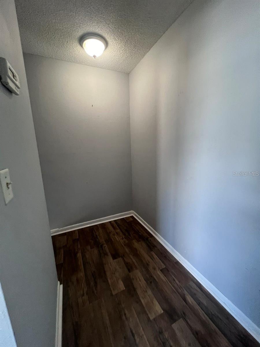 Image 17 of 22 For 2072 Los Lomas Drive