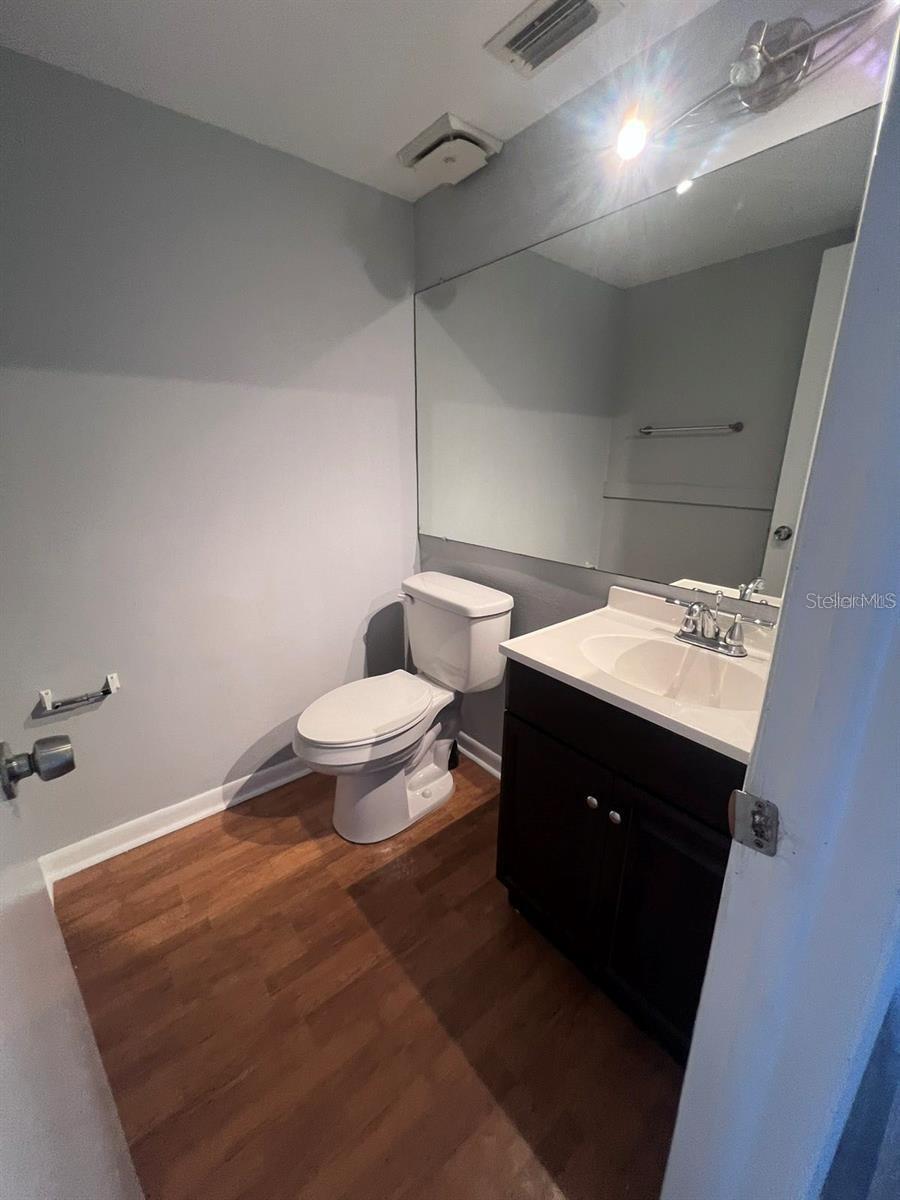 Image 20 of 22 For 2072 Los Lomas Drive