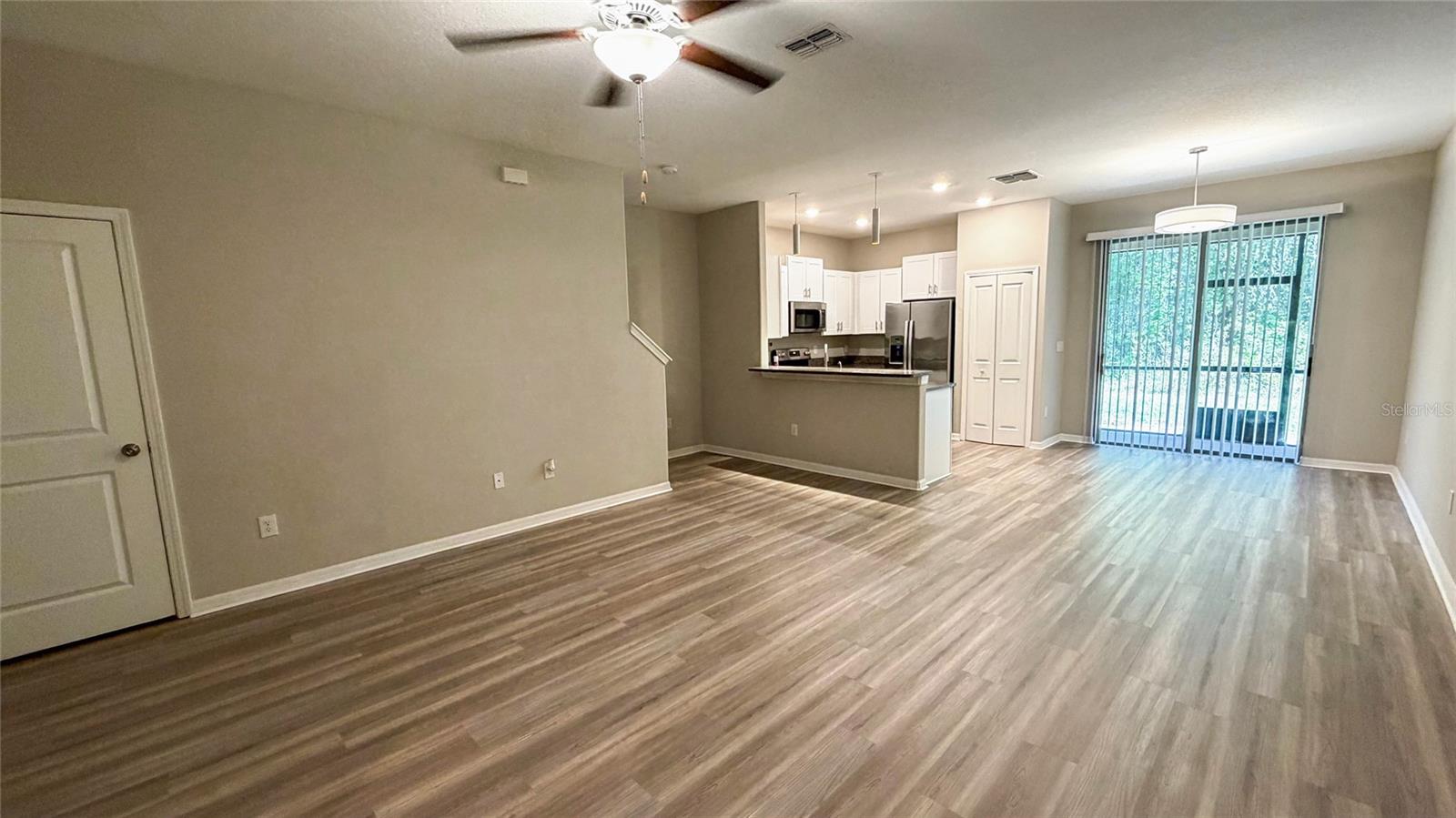 Image 18 of 74 For 11918 Castine Street