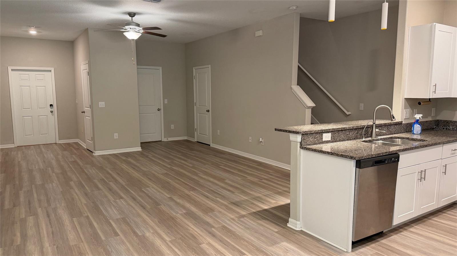 Image 19 of 74 For 11918 Castine Street