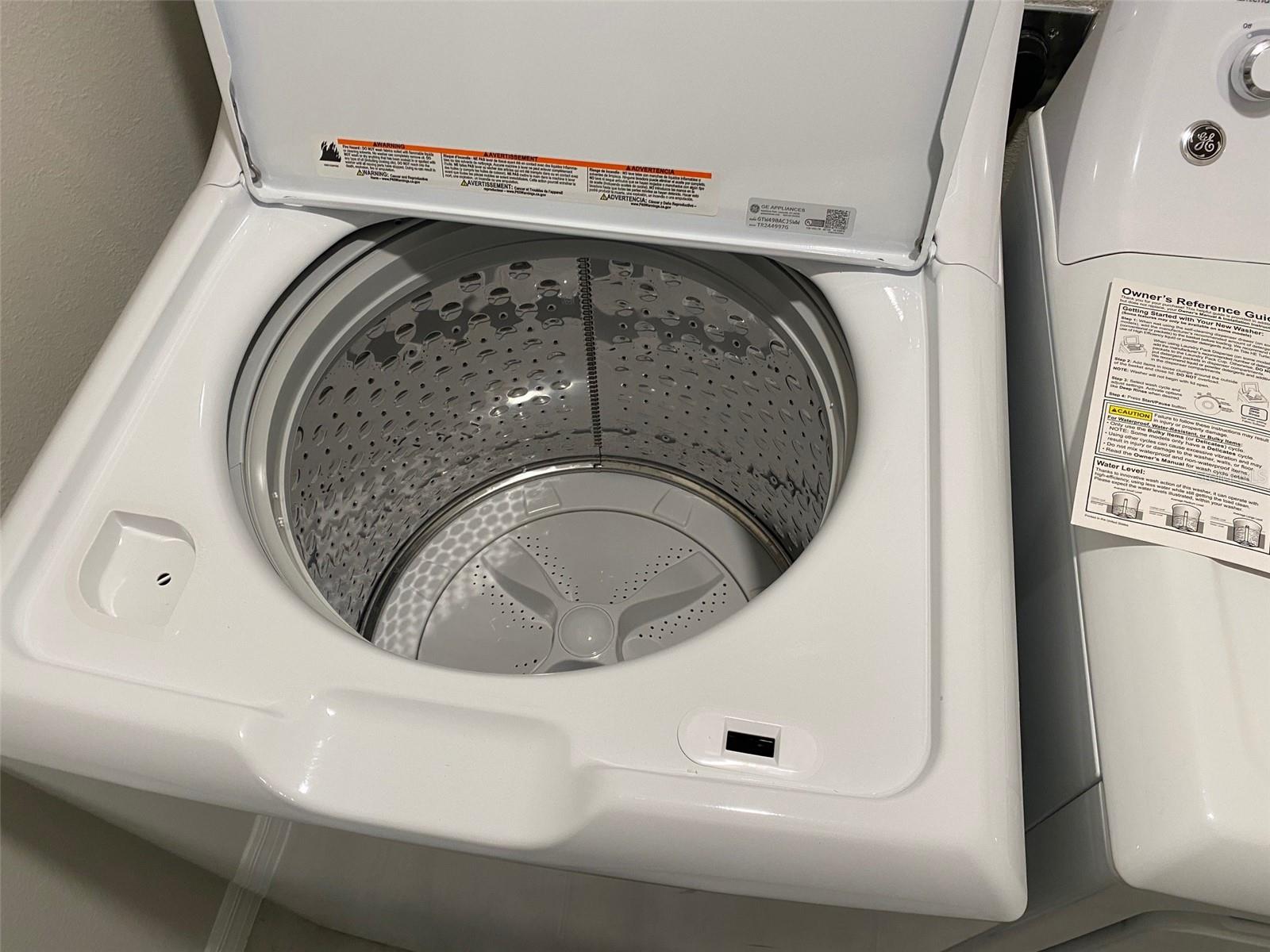 Image 36 of 74 For 11918 Castine Street