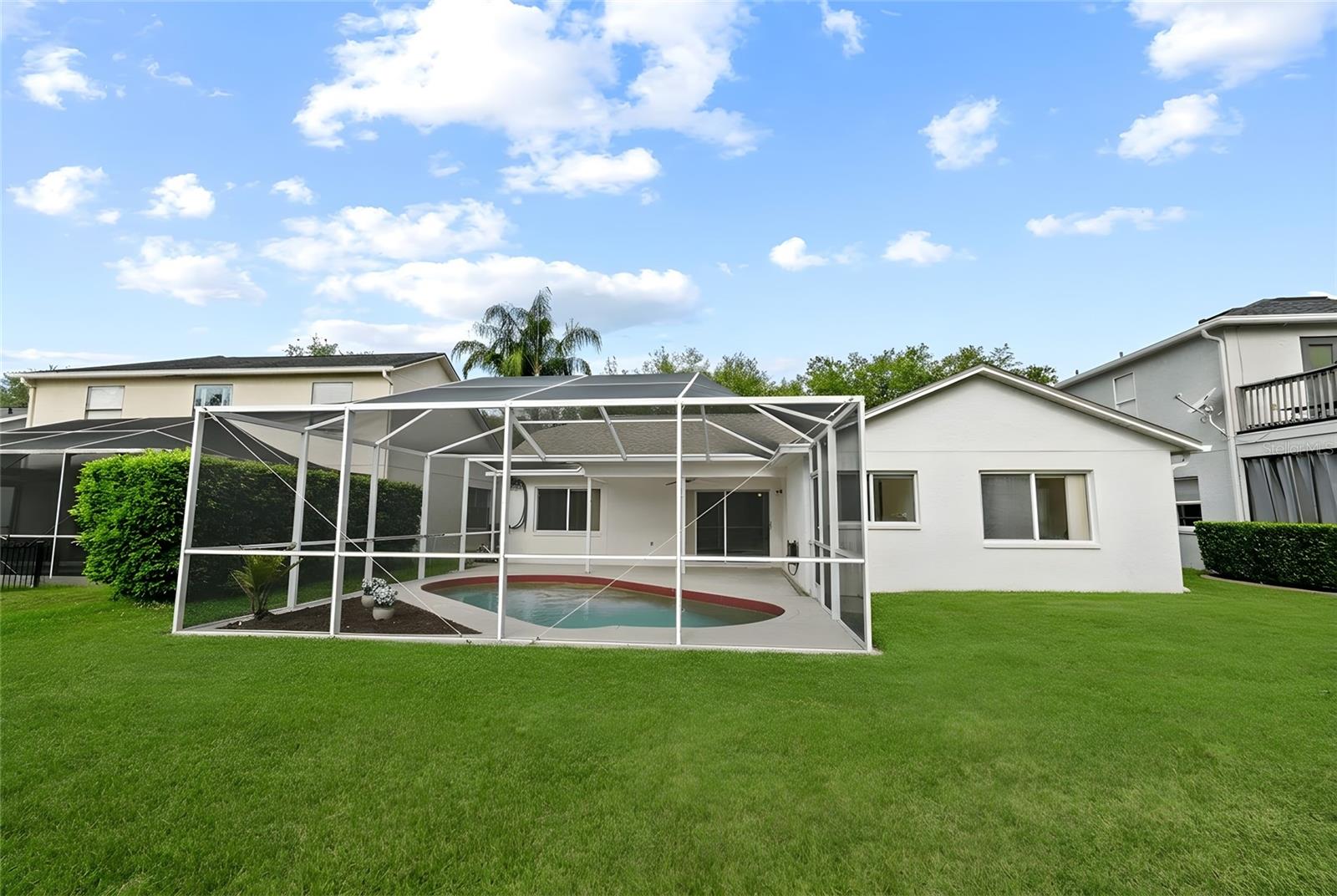 Image 27 of 44 For 13010 Royal George Avenue