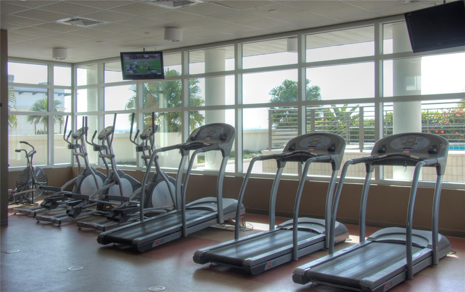 Image 25 of 28 For 1120 Kennedy Boulevard 915