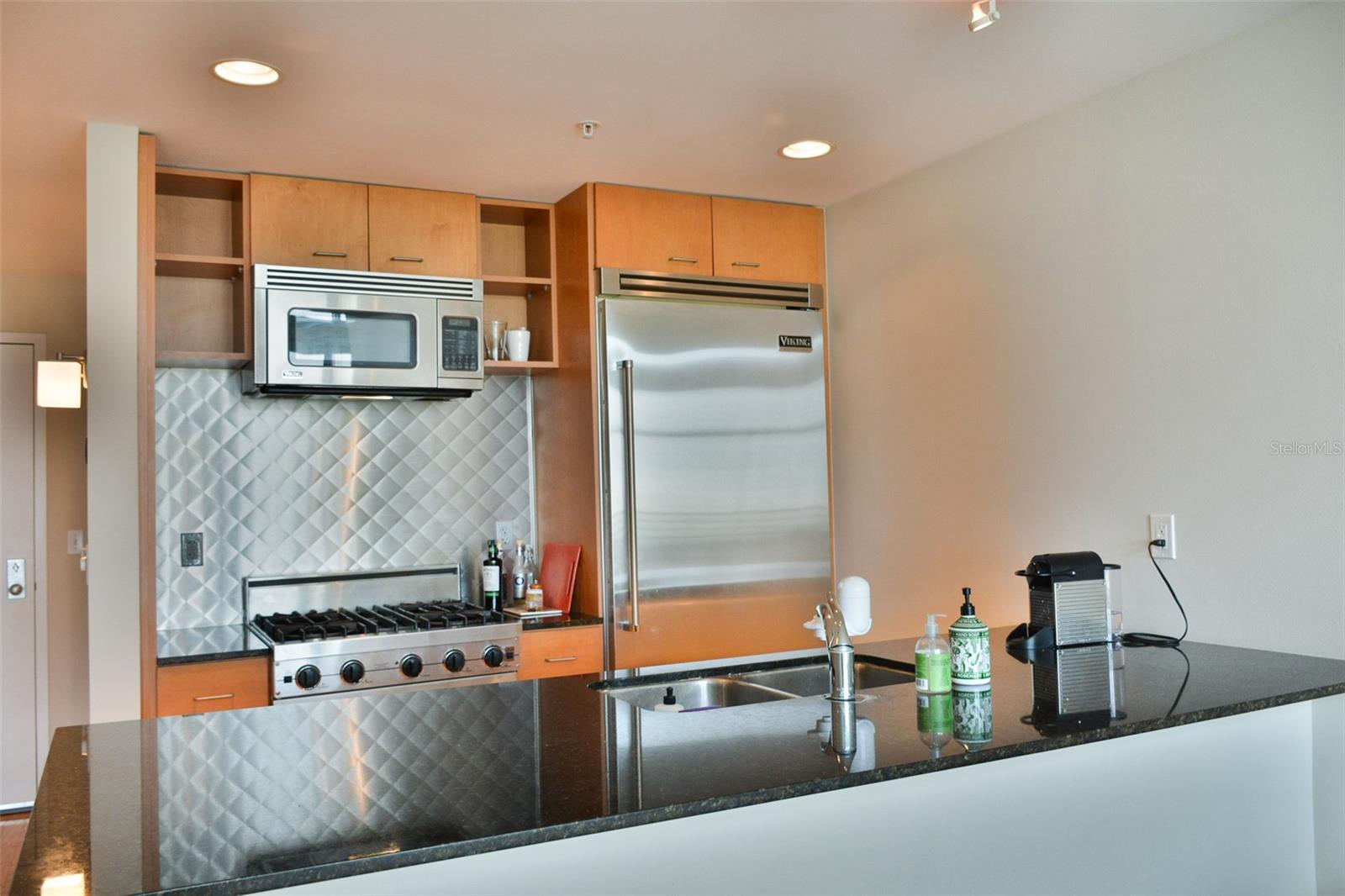 Image 9 of 28 For 1120 Kennedy Boulevard 915