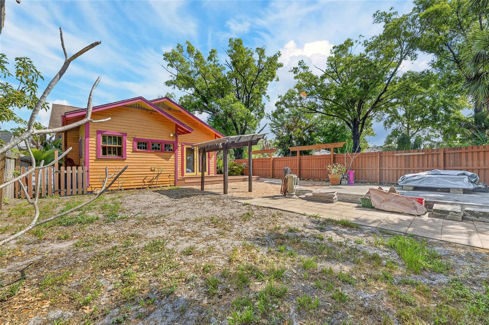 Image 46 of 53 For 810 River Heights Avenue