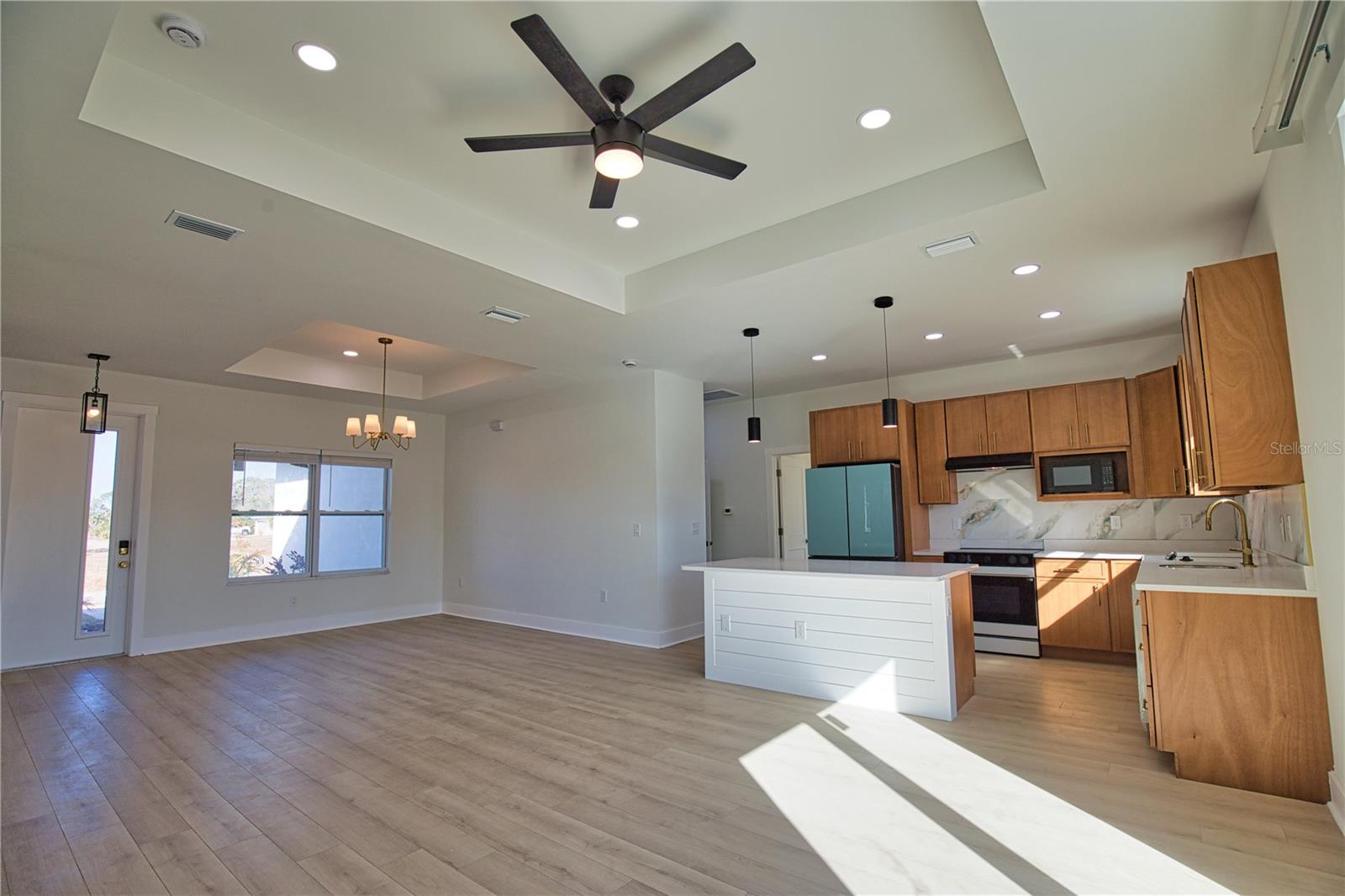 Image 6 of 21 For 5 Mate Drive