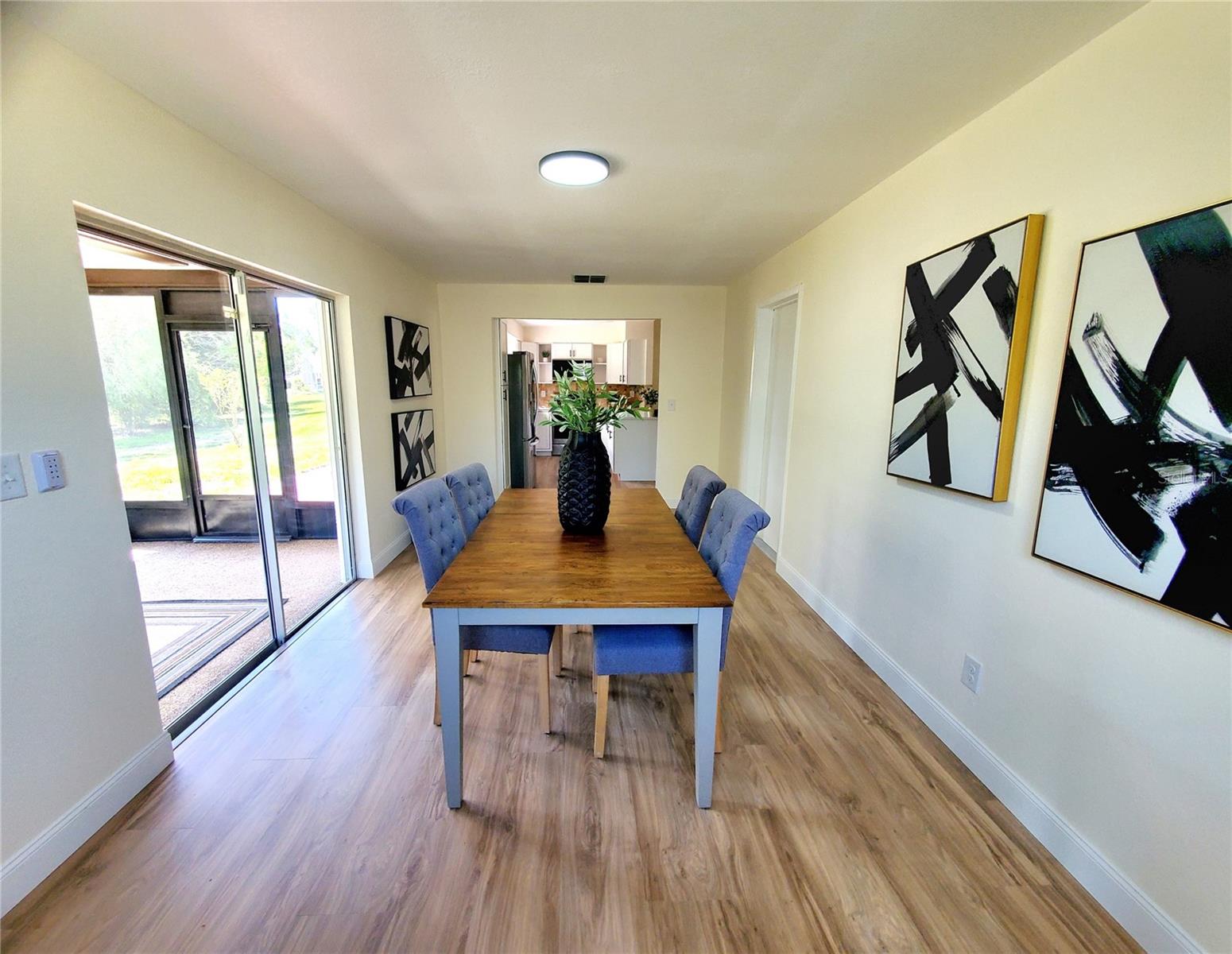 Image 16 of 45 For 1637 Caledonia Drive