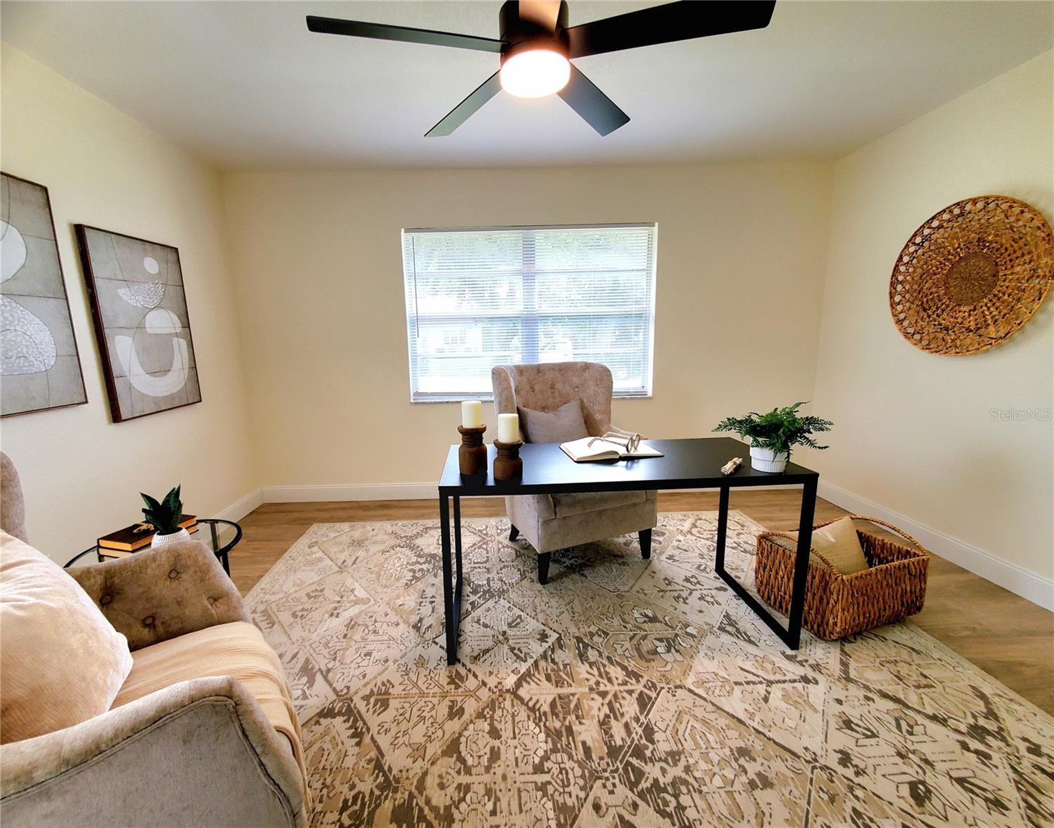 Image 24 of 45 For 1637 Caledonia Drive